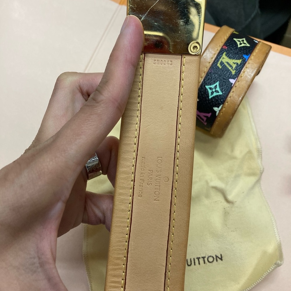 💯 authentic Louis Vuitton murakami cuff bracelet - Picture 7 of 8
